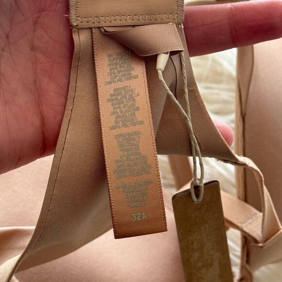 Skims Ultimate Push up Plunge Bra Clay Size 32A - Picture 6 of 6